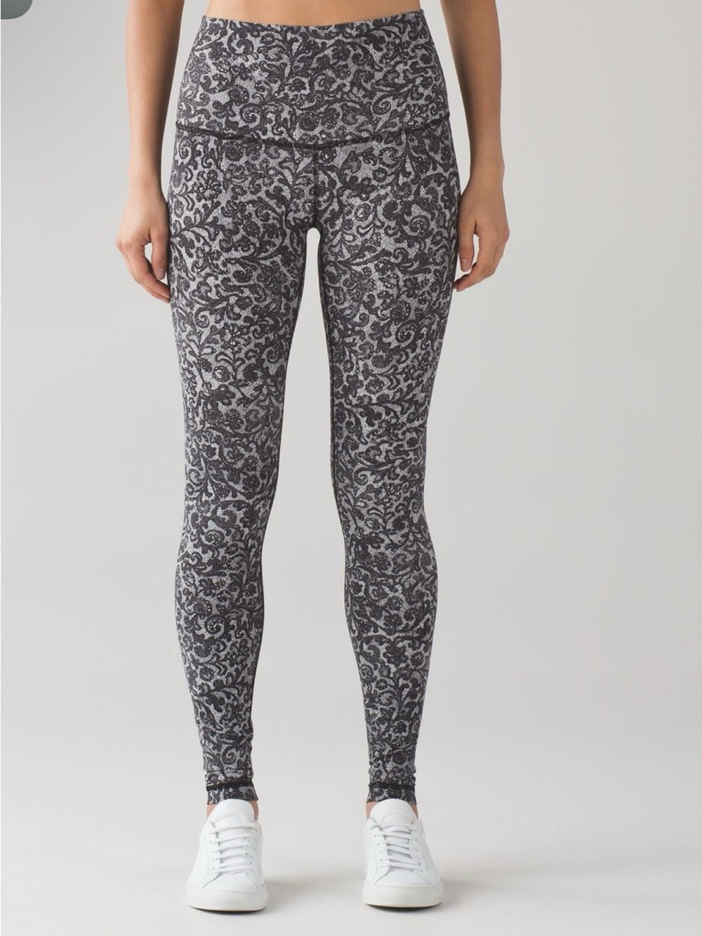 Lululemon Wunder Under Leggings Size 4 Cinder Lace Full Length Black Gray